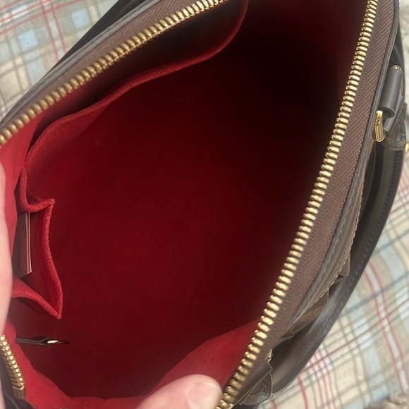 A101- ๐ฏ% authentic Louis Vuitton Trevi PM Damier bag - Picture 15 of 16